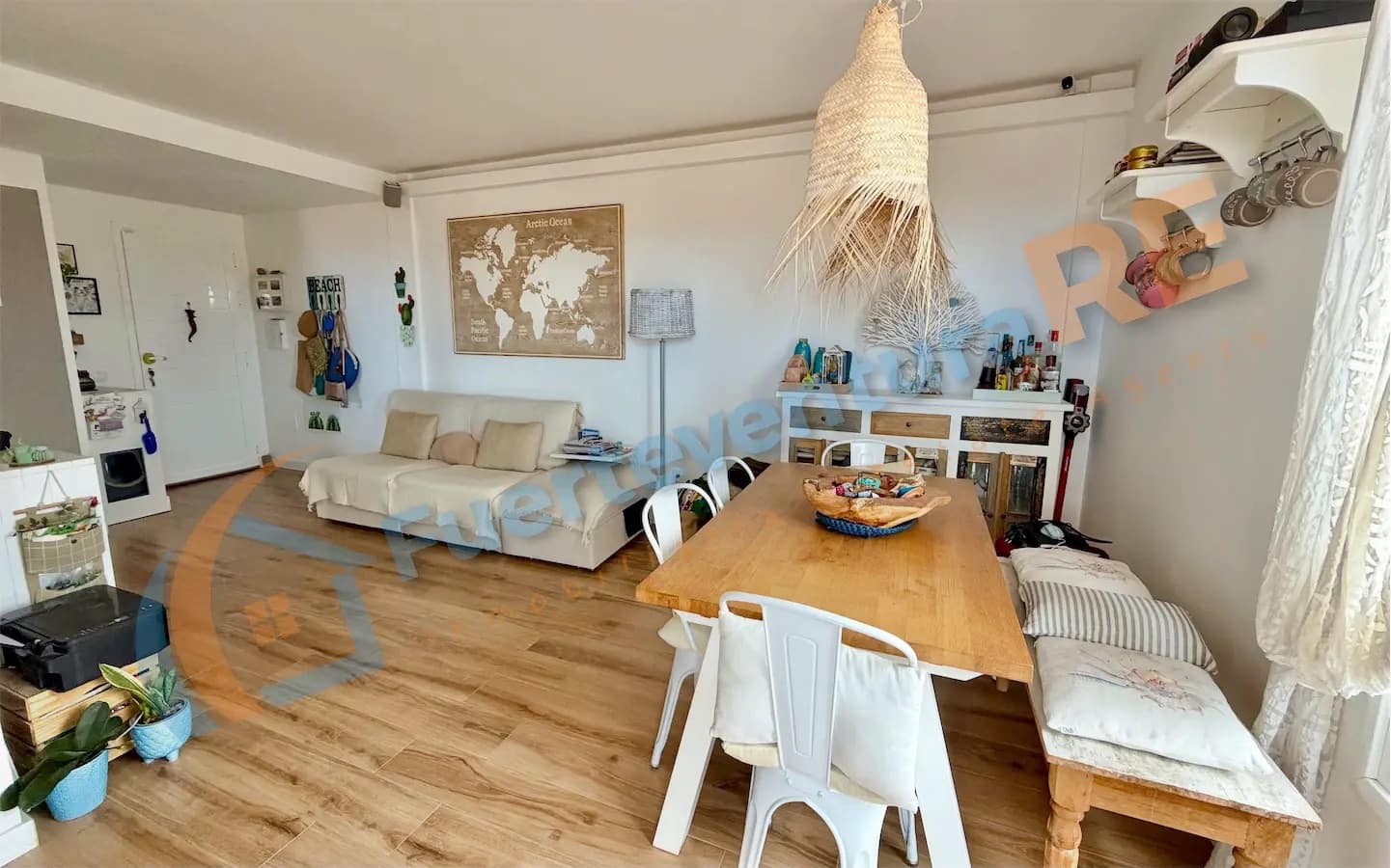 2 bedroom Penthouse for sale in Corralejo with pool garage - € 297,000 (Ref: 9729506)