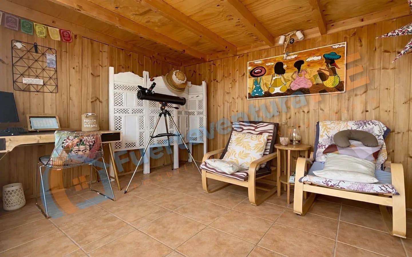 2 bedroom Penthouse for sale in Corralejo with pool garage - € 297,000 (Ref: 9729506)