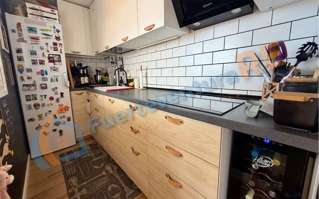 2 bedroom Penthouse for sale in Corralejo, La Oliva with pool garage - € 297,000 (Ref: 9729506)