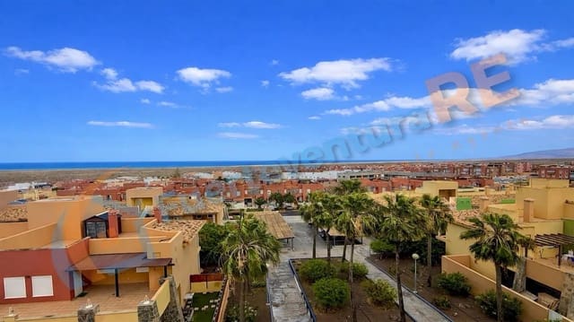 2 bedroom Penthouse for sale in Corralejo, La Oliva with pool garage - € 297,000 (Ref: 9729506)