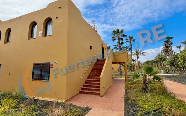 1 sypialnia Apartament na sprzedaż w Corralejo, La Oliva z garażem - 165 000 € (Ref: 9758591)