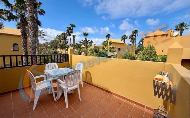1 sypialnia Apartament na sprzedaż w Corralejo, La Oliva z garażem - 165 000 € (Ref: 9758591)