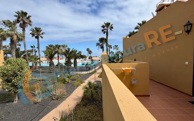 1 sypialnia Apartament na sprzedaż w Corralejo, La Oliva z garażem - 165 000 € (Ref: 9758591)