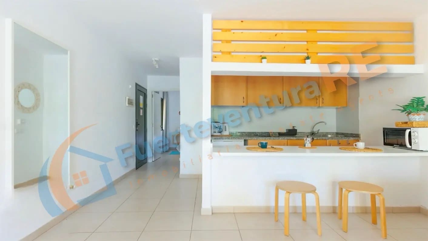 1 makuuhuone Huoneisto myytävänä paikassa Corralejo mukana uima-altaan - 198 000 € (Ref: 9772770)