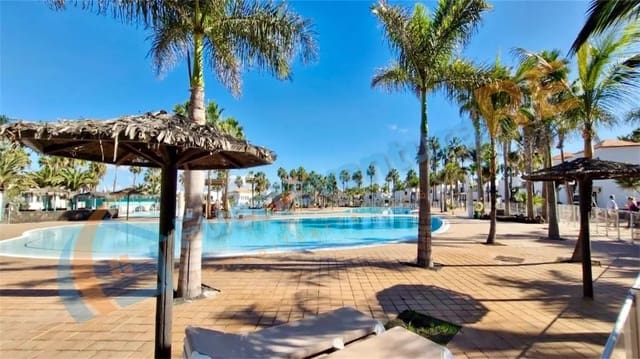 1 chambre Appartement à vendre à Corralejo, La Oliva avec piscine garage - 159 000 € (Ref: 9795720)