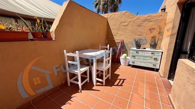 1 chambre Appartement à vendre à Corralejo, La Oliva avec piscine garage - 159 000 € (Ref: 9795720)
