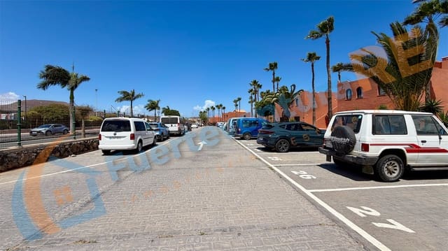 2 chambre Appartement à vendre à Corralejo, La Oliva avec piscine garage - 310 000 € (Ref: 9838958)