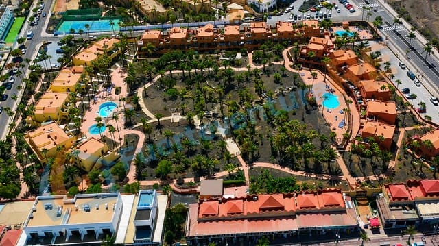 2 chambre Appartement à vendre à Corralejo, La Oliva avec piscine garage - 310 000 € (Ref: 9838958)
