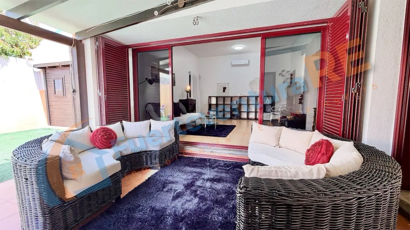 2 bedroom Villa for sale in Tamaragua with pool garage - € 280,000 (Ref: 9839981)