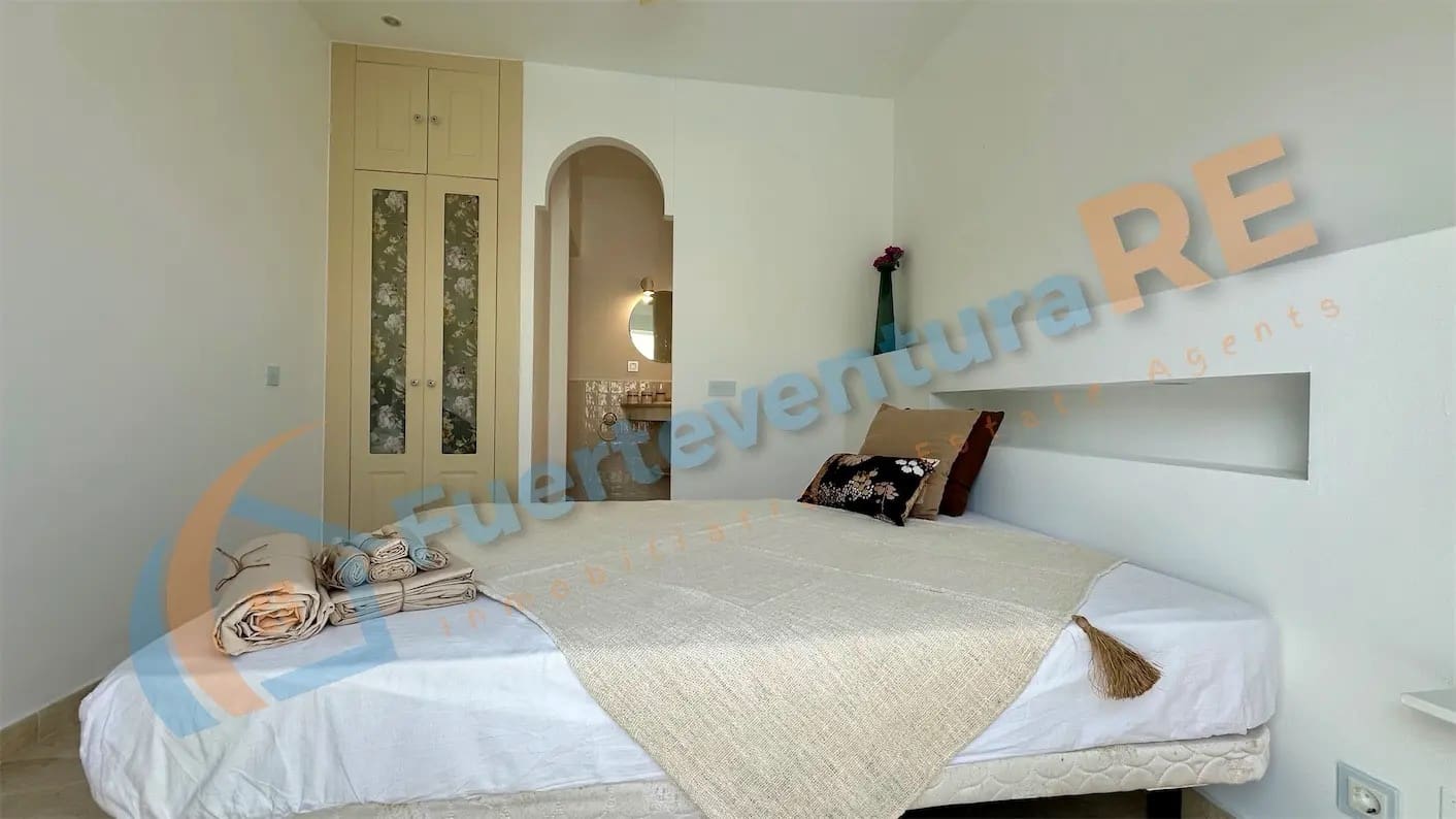 3 chambre Villa/Maison à vendre à Corralejo avec piscine garage - 598 000 € (Ref: 9917710)