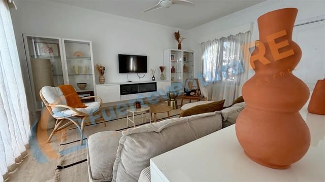 3 chambre Villa/Maison à vendre à Corralejo, La Oliva avec piscine garage - 598 000 € (Ref: 9917710)