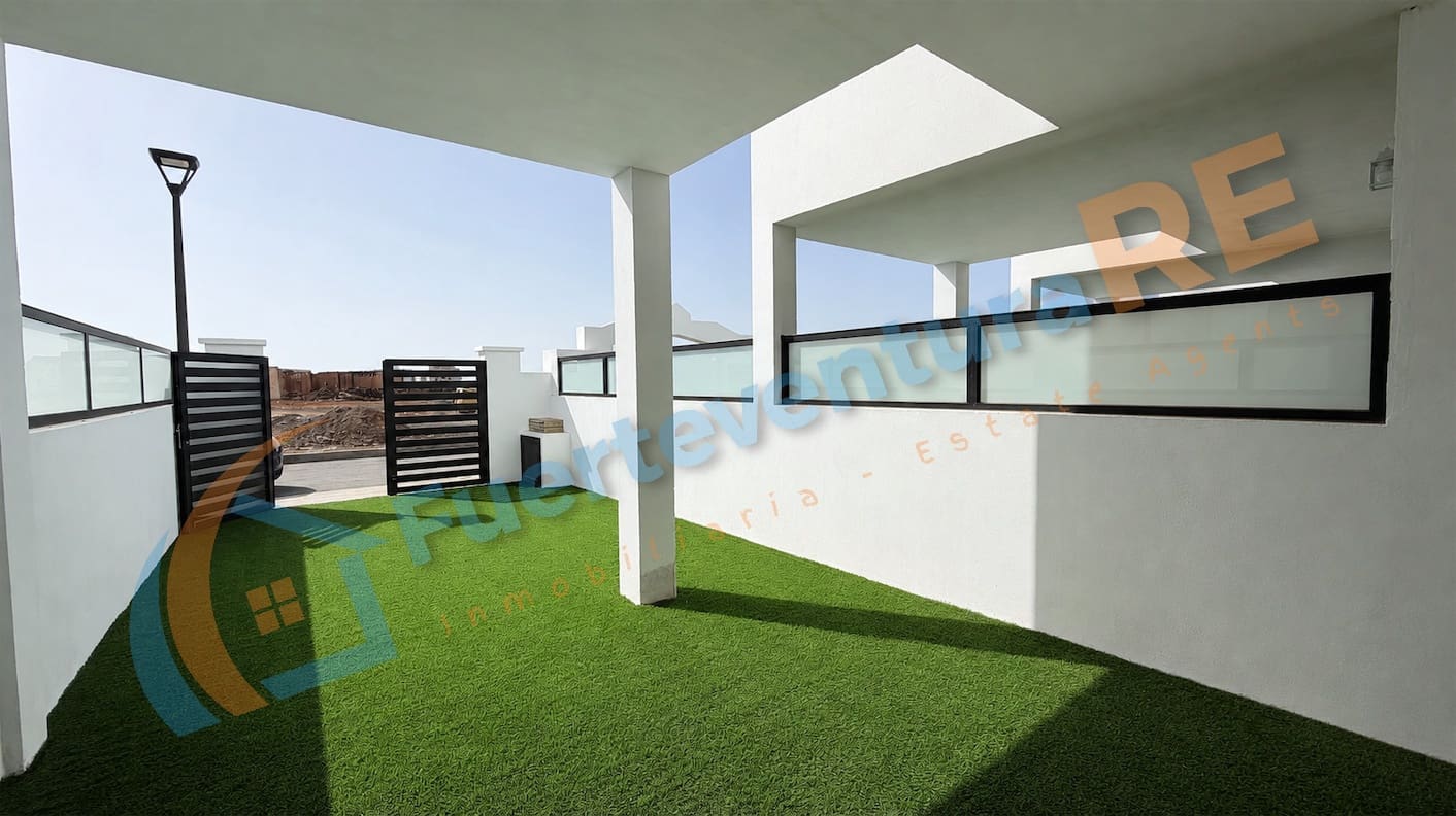 3 sovrum Hus till salu i La Oliva med garage - 249 000 € (Ref: 9947349)