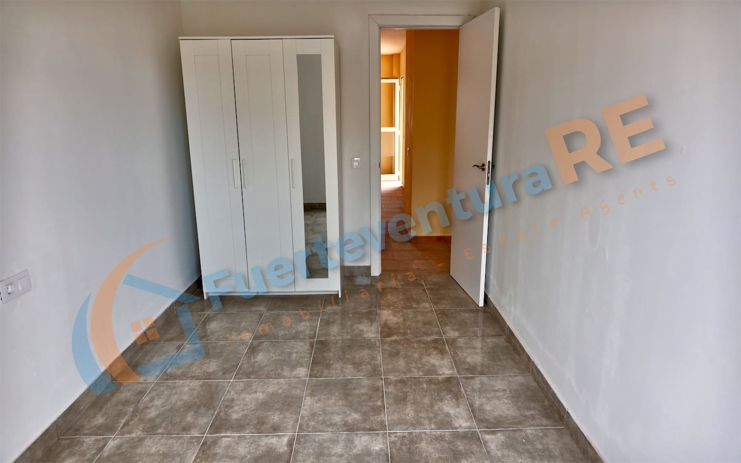 2 soveværelse Penthouse til salg i Corralejo med swimmingpool garage - € 255.000 (Ref: 9957567)