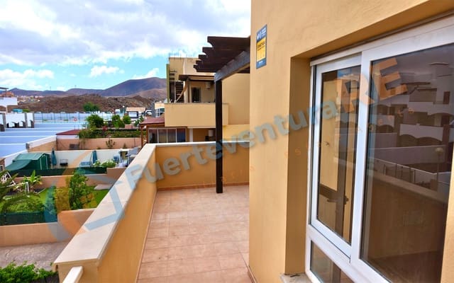 2 soveværelse Penthouse til salg i Corralejo, La Oliva med swimmingpool garage - € 255.000 (Ref: 9957567)