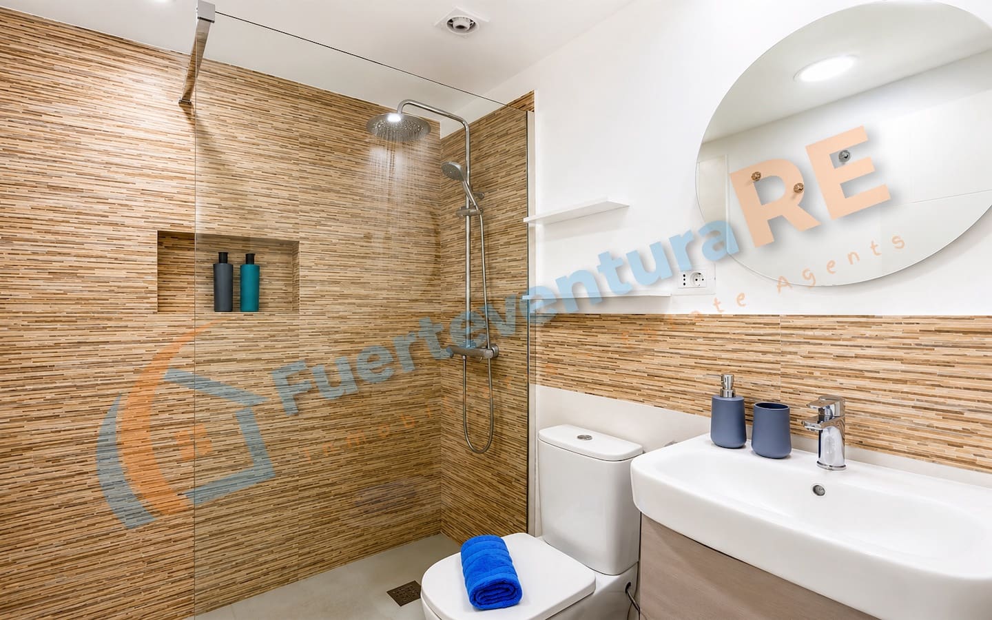 1 soveværelse Lejlighed til salg i Corralejo med swimmingpool - € 195.000 (Ref: 9965927)
