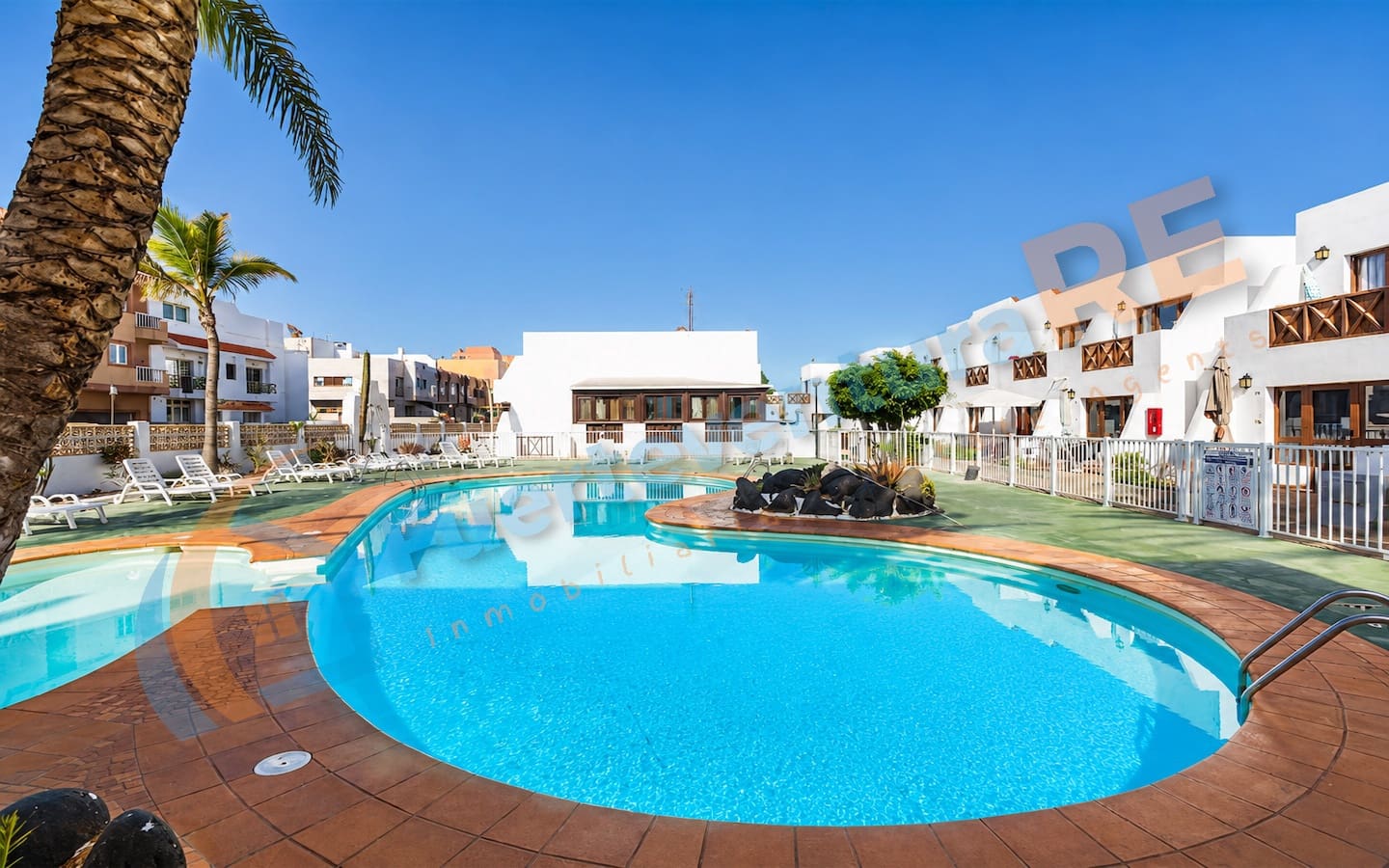 1 soveværelse Lejlighed til salg i Corralejo med swimmingpool - € 195.000 (Ref: 9965927)