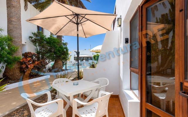 1 soveværelse Lejlighed til salg i Corralejo, La Oliva med swimmingpool - € 195.000 (Ref: 9965927)