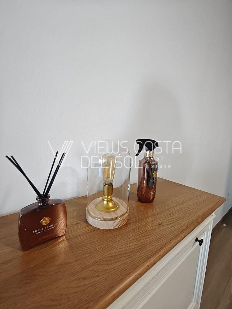 2 bedroom Apartment for rent in Caleta de Velez - € 1,000 (Ref: 10000978)