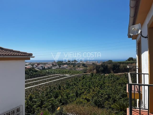 3 bedroom Villa for sale in Algarrobo Costa, Algarrobo - € 305,000 (Ref: 10004555)