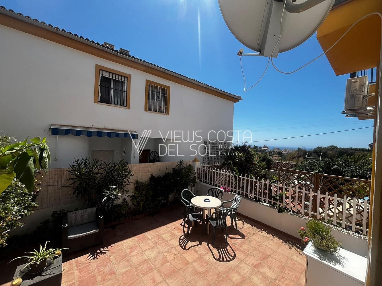 3 bedroom Villa for sale in Algarrobo Costa - € 305,000 (Ref: 10004555)