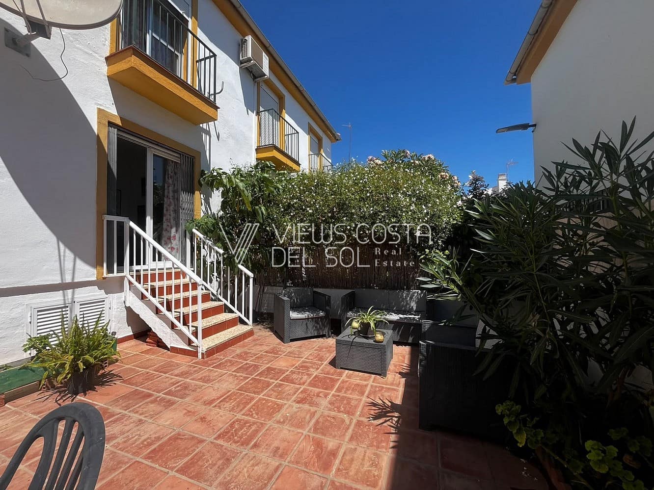 3 bedroom Villa for sale in Algarrobo Costa - € 305,000 (Ref: 10004555)