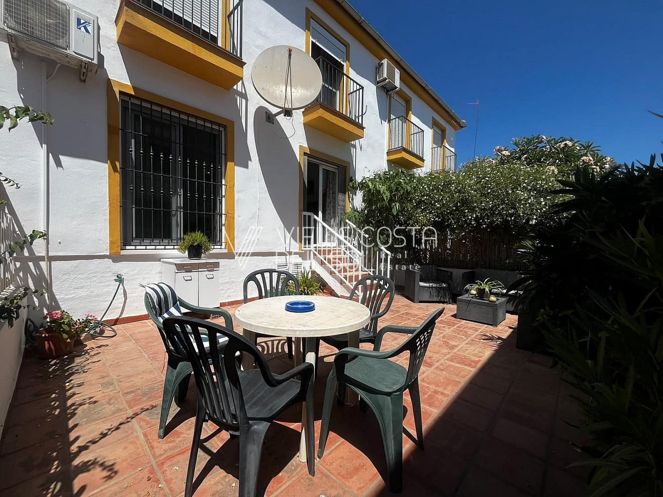 3 bedroom Villa for sale in Algarrobo Costa - € 305,000 (Ref: 10004555)