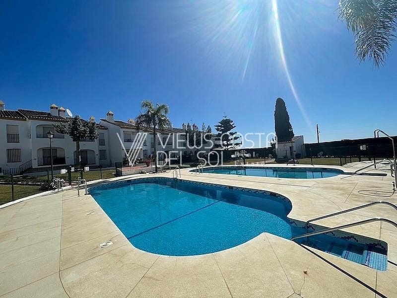 Maison de Ville de 3 chambres à louer à Algarrobo Costa avec piscine garage - 1 400 € (Ref: 10004668)