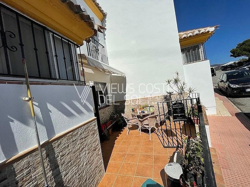 Maison de Ville de 3 chambres à louer à Algarrobo Costa avec piscine garage - 1 400 € (Ref: 10004668)