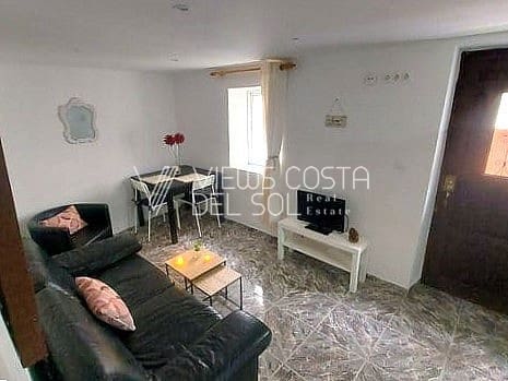2 bedroom Villa for sale in Torrox Pueblo, Torrox - € 148,900 (Ref: 10021223)