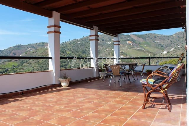 Finca/Casa Rural de 3 habitaciones en Torrox Pueblo, Torrox en venta con piscina garaje - 375.000 € (Ref: 6222456)