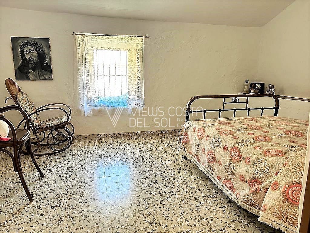 5 soveværelse Villa til salg i Comares - € 134.900 (Ref: 7357338)