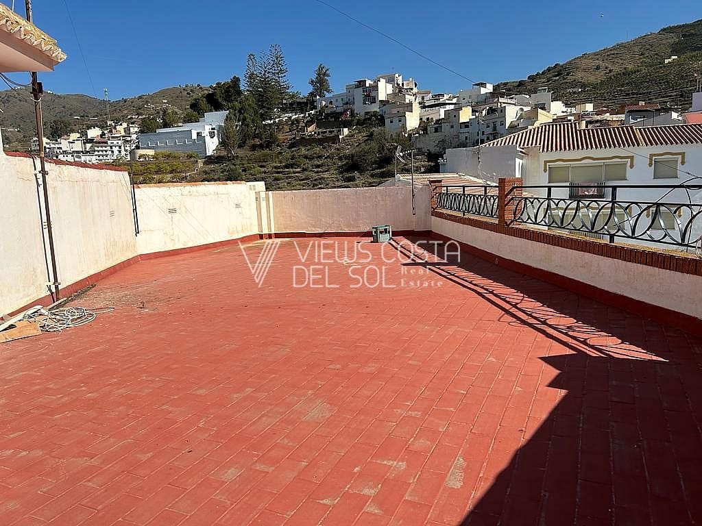 3 bedroom Apartment for sale in Algarrobo - € 155,000 (Ref: 7493787)
