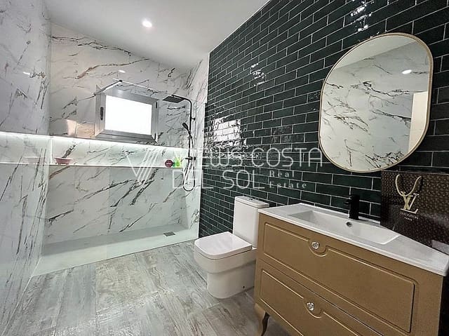 3 Zimmer Haus zu vermieten in Algarrobo mit Pool Garage - 2.300 € (Ref: 7717281)