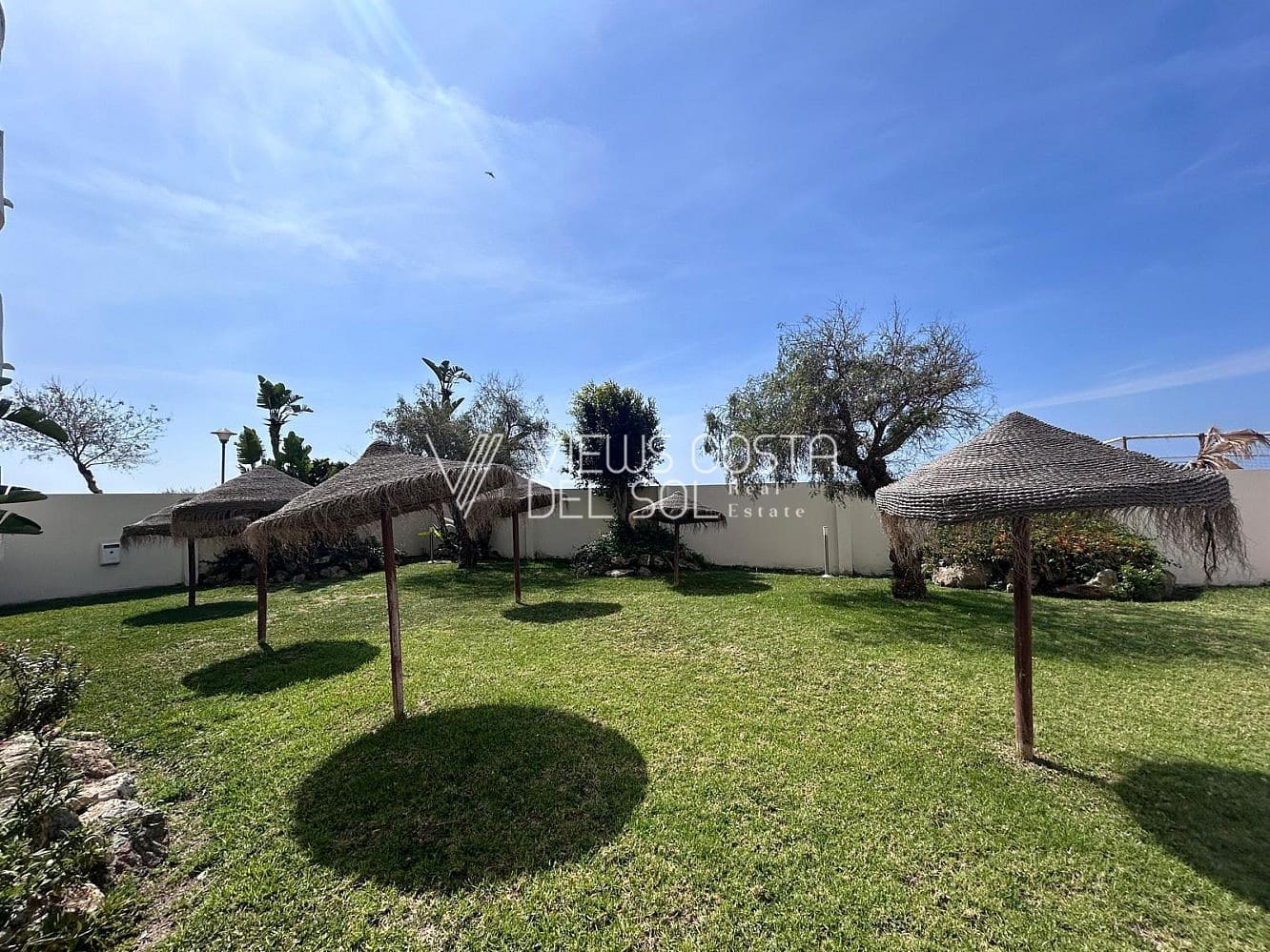 2 soverom Leilighet til leie i El Morche med svømmebasseng garasje - € 1 000 (Ref: 8228943)