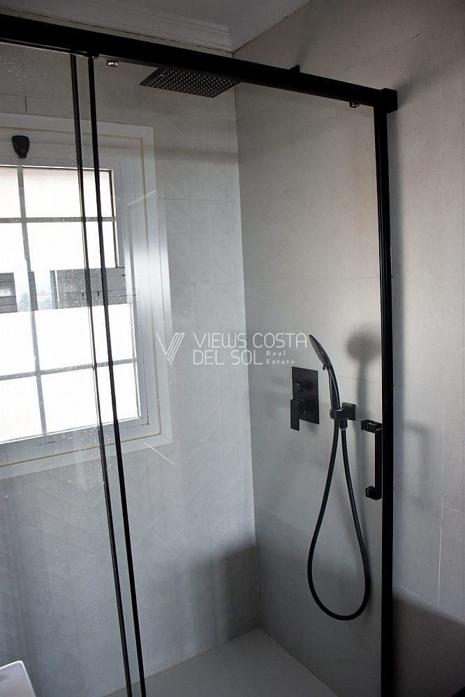 3 chambre Villa/Maison à vendre à Nerja avec piscine garage - 630 000 € (Ref: 8274414)