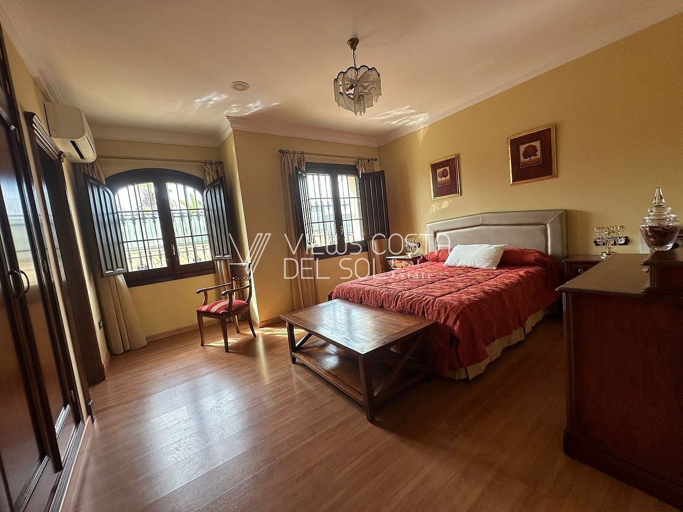 5 soveværelse Villa til salg i Torre del Mar med swimmingpool garage - € 980.000 (Ref: 8295442)