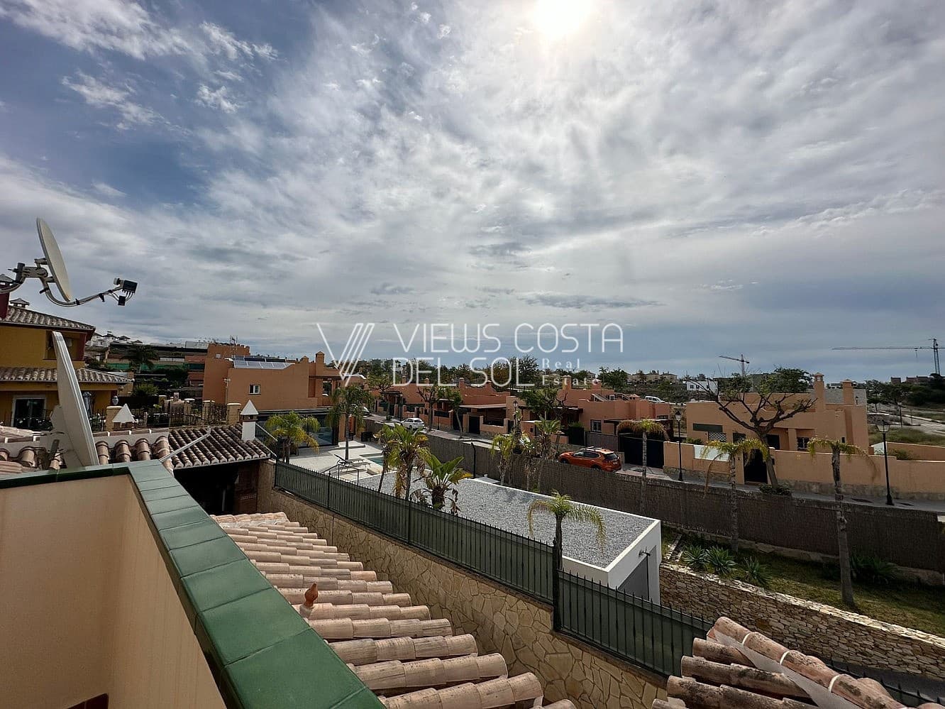 5 soveværelse Villa til salg i Torre del Mar med swimmingpool garage - € 980.000 (Ref: 8295442)