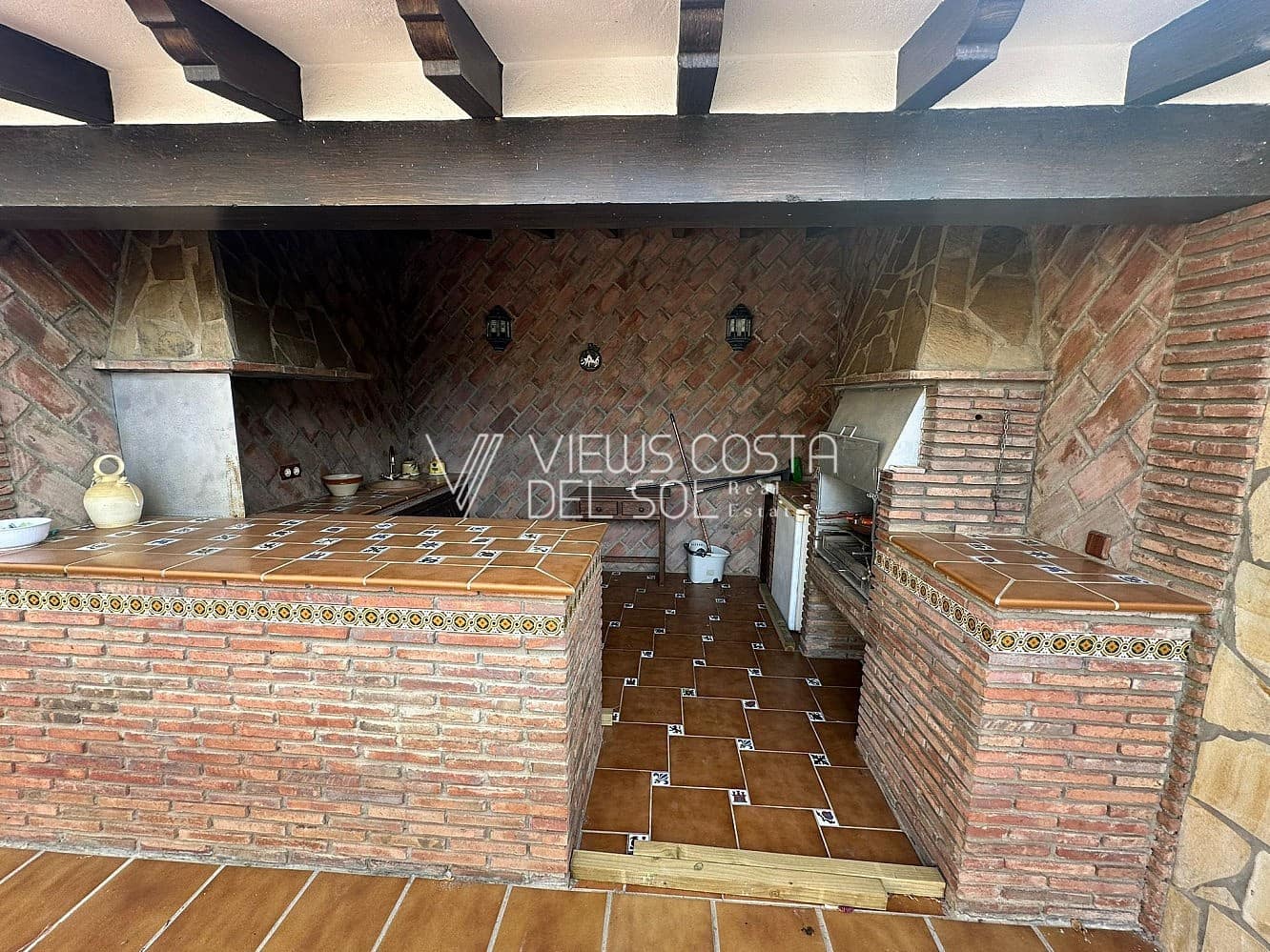 5 soveværelse Villa til salg i Torre del Mar med swimmingpool garage - € 980.000 (Ref: 8295442)