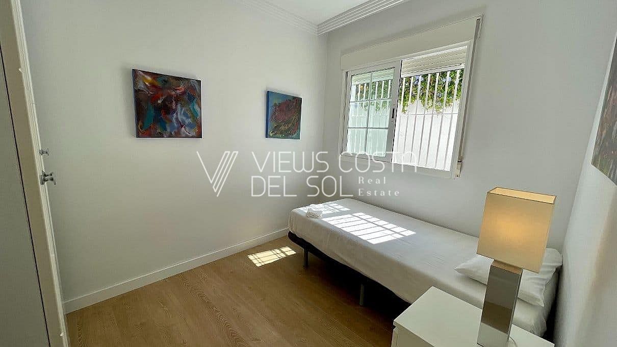 2 sypialnia Apartament na sprzedaż w Marbella z basenem - 383 000 € (Ref: 8571139)