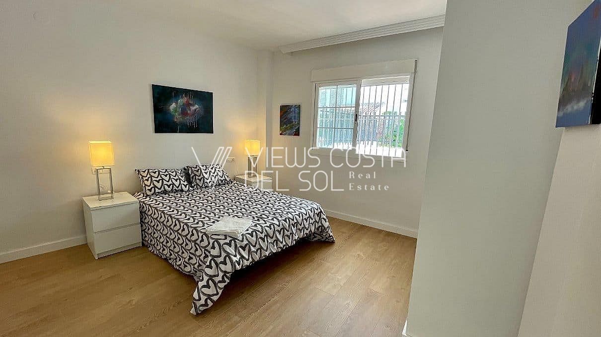 2 sypialnia Apartament na sprzedaż w Marbella z basenem - 383 000 € (Ref: 8571139)