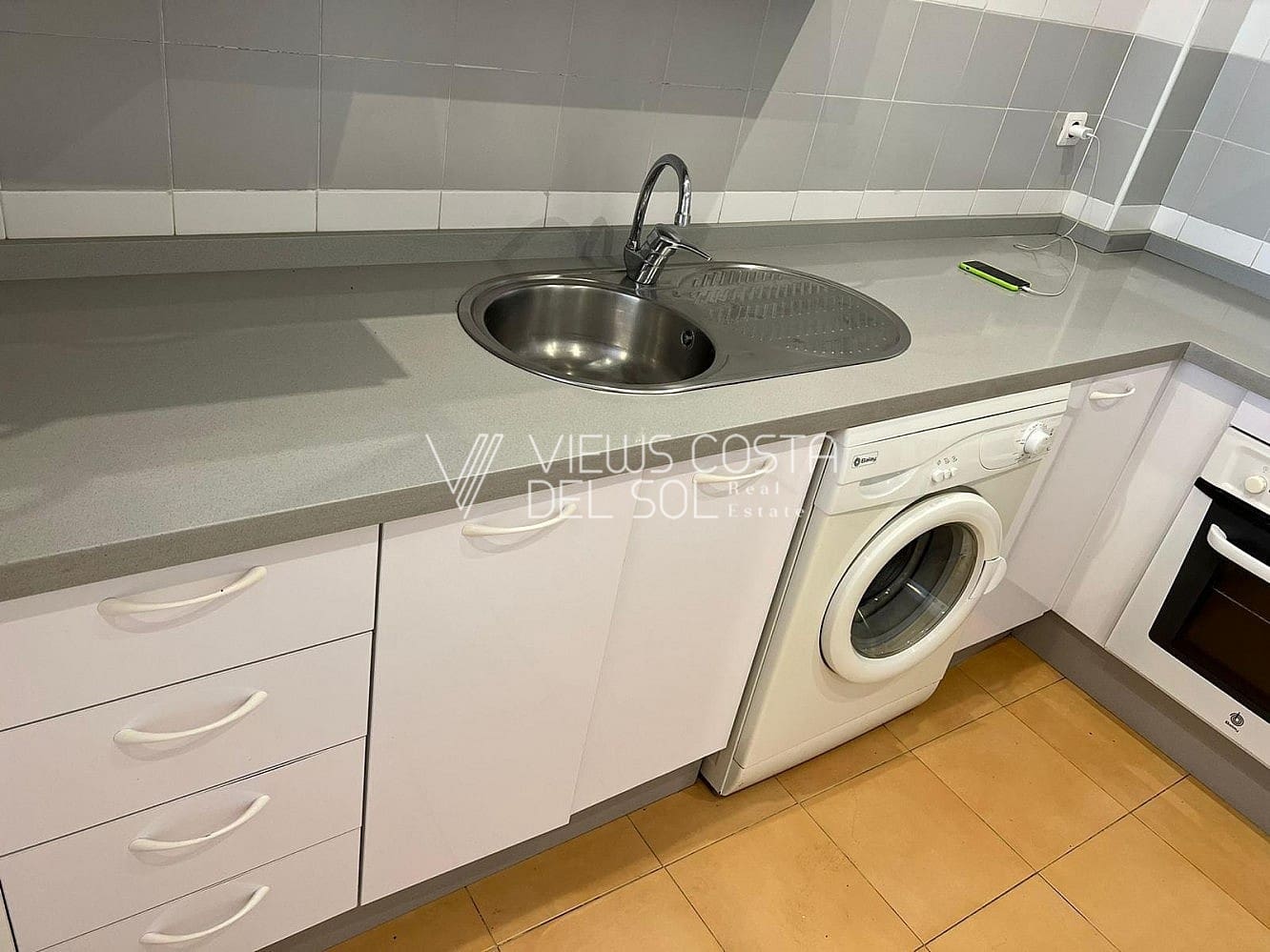 2 sypialnia Apartament na sprzedaż w Marbella z basenem - 383 000 € (Ref: 8571139)