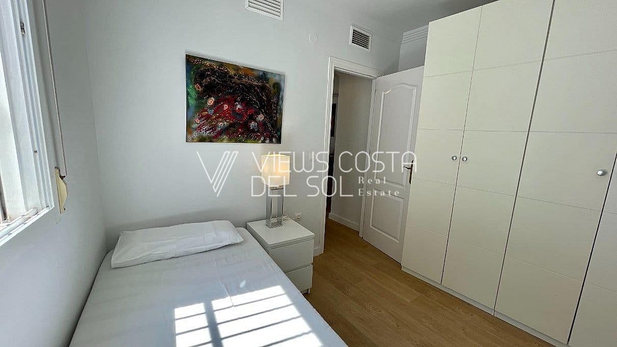 2 sypialnia Apartament na sprzedaż w Marbella z basenem - 383 000 € (Ref: 8571139)