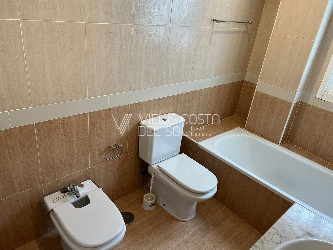 2 sypialnia Apartament na sprzedaż w Marbella z basenem - 383 000 € (Ref: 8571139)