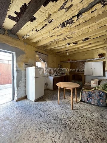 Villa til salg i Arenas - € 32.500 (Ref: 8810638)