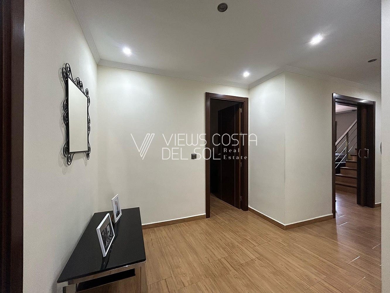 4 makuuhuone Huvila myytävänä paikassa Algarrobo - 329 000 € (Ref: 8878763)