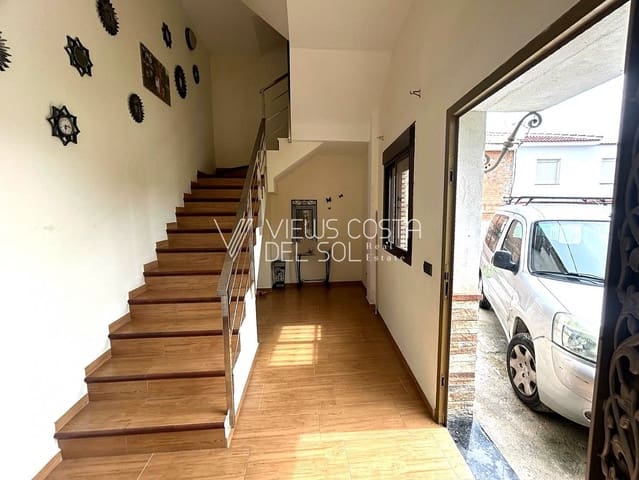 4 makuuhuone Huvila myytävänä paikassa Algarrobo - 329 000 € (Ref: 8878763)