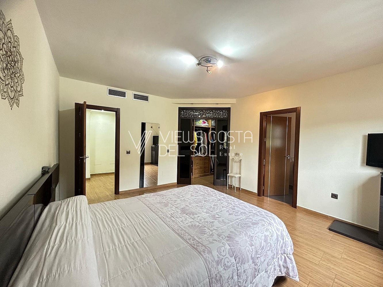 4 makuuhuone Huvila myytävänä paikassa Algarrobo - 329 000 € (Ref: 8878763)