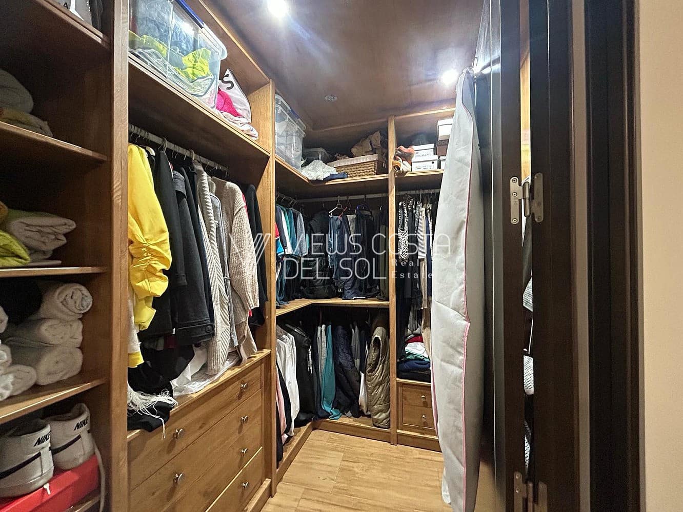 4 makuuhuone Huvila myytävänä paikassa Algarrobo - 329 000 € (Ref: 8878763)