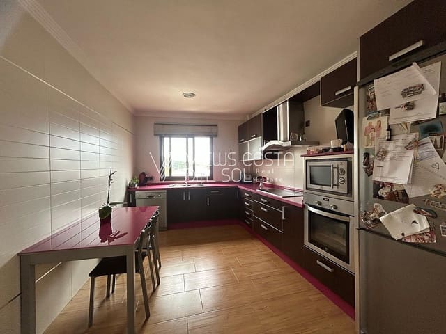 4 makuuhuone Huvila myytävänä paikassa Algarrobo - 329 000 € (Ref: 8878763)