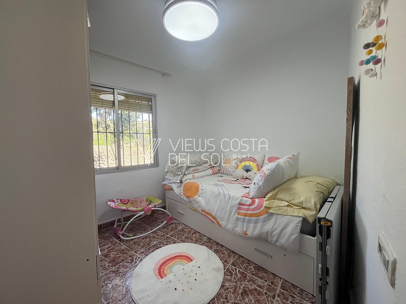 Pareado de 3 habitaciones en Vélez-Málaga en venta - 143.900 € (Ref: 8920263)